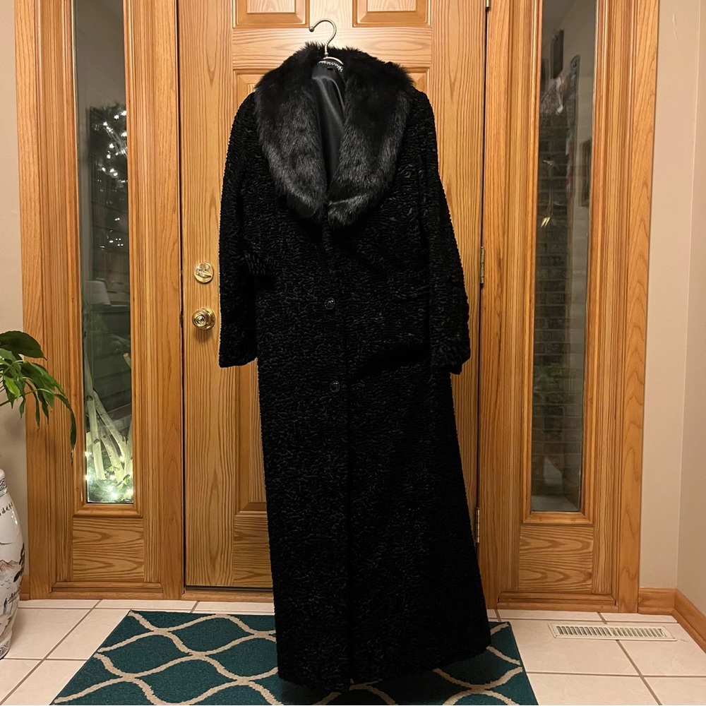 SIMON CHANG Faux Persian Lamb Fur Coat Size 9/10